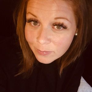 Meet your Posher, Britnee